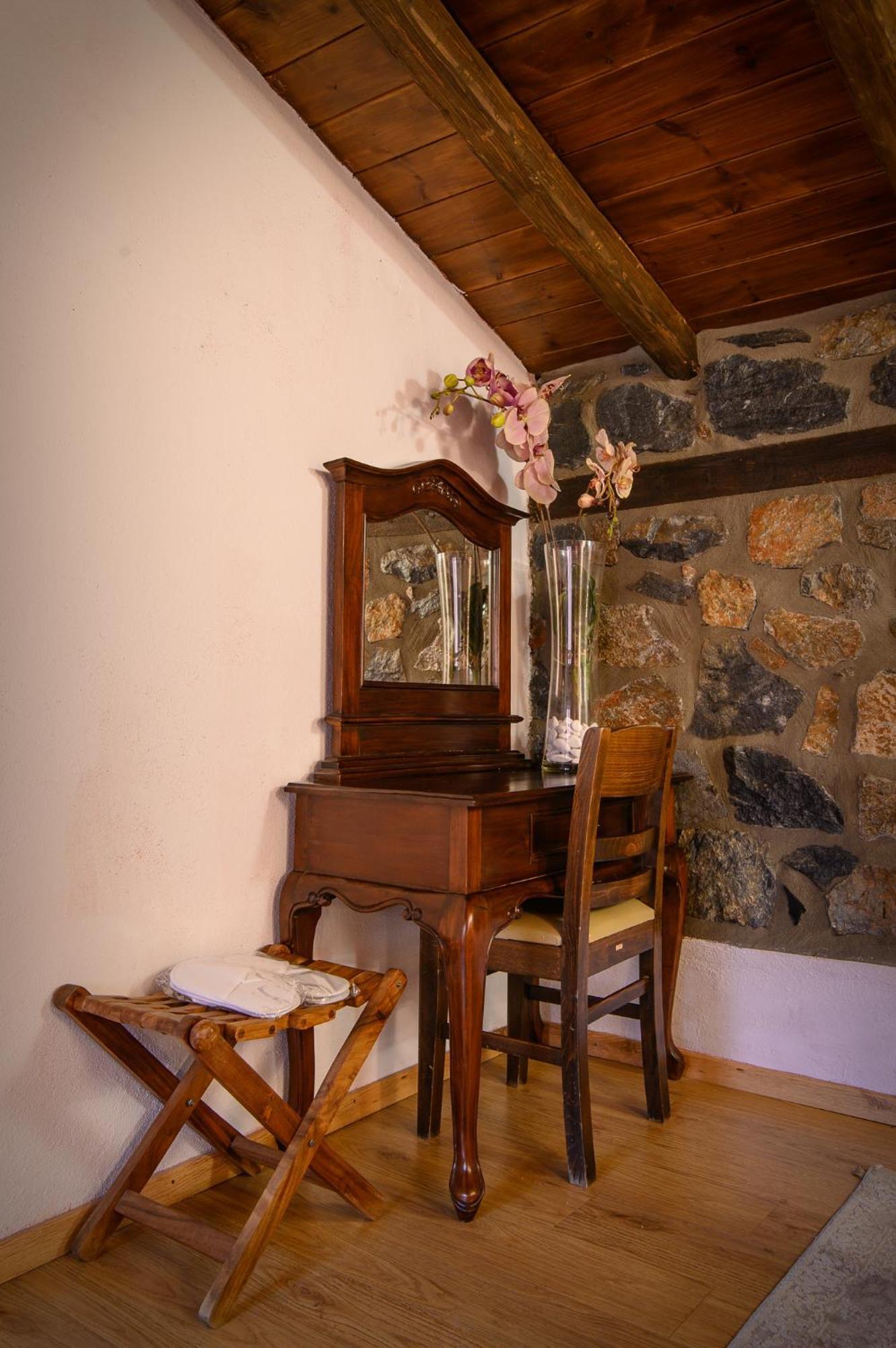 Metohi Inn Палеос Агиос Атанасиос Екстериор снимка